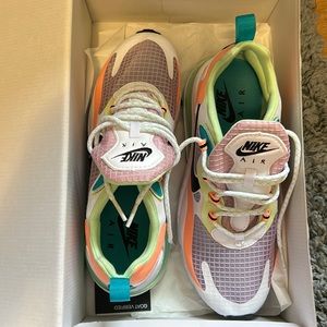 Women’s Air Max 270 React SE